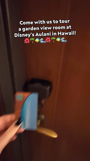 Disney Food Blog on Instagram: "ROOM TOUR TIME! 🤩🌺🏝️ We stayed at Disney’s Aulani Resort last year, and I’m still DREAMING about it! The rooms here blend Hawaiian design with Disney magic, think wood accents, Mickey Mouse, and views that’ll make you want to move in permanently. We had a Garden View and it was beyond peaceful. And those beds… seriously some of the comfiest I’ve ever slept on!! 🛏️😴 If you’ve stayed at Aulani before, drop your thoughts below! 👇 Don’t forget to comment ALOHA f
