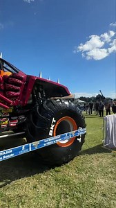 Team Max-D repping the Candy Apple scheme for Tampa! Do you like it? 🤓 | Monster Jam