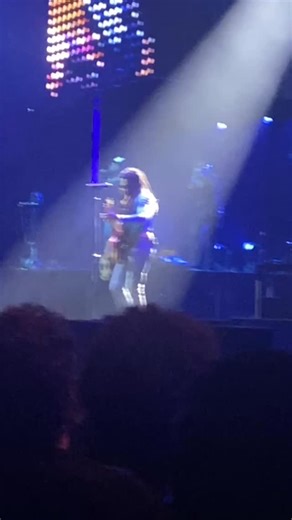 It Ain’t Over ’Til It’s Over — John Cain Arena, 25/11/25. Lenny Kravitz stepping out front with a beautiful guitar solo. Pure feel, pure class. #LennyKravitz #ItAintOverTilItsOver #GuitarSolo #LiveMusic #musician | BRAD COOK