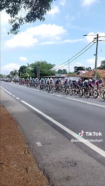 Langkawi Tour: Scenic Views and Home Fronts