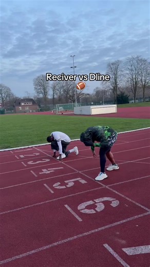 High School Football Highlights: Receiver vs D-Line