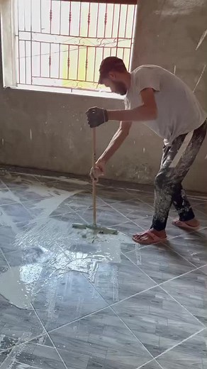 Tiling a Floor: Step-by-Step Guide for Beginners