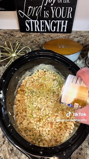 Easy Crockpot Chicken & Stuffing Casserole Recipe