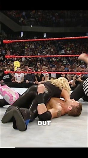 TRISH STRATUS vs CHRISTIAN (RAW 2004)
