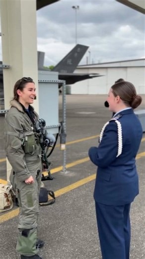 Beautiful and Brave Female Pilots Who Are Amazing in the Air #womenpilot #womenmilitary #pilot #usaf #femalepilot #f18 #f16 #f35 #f15 #military #aviationlovers #fighter #avgeek #bestchallenge #beautybloggers #goodvibes #goodtimes #foryou #foryoupage #reelsviralvideo #usa #usareels #viralreelsfacebook #viralvideoreels #viralposts | Tierra Military