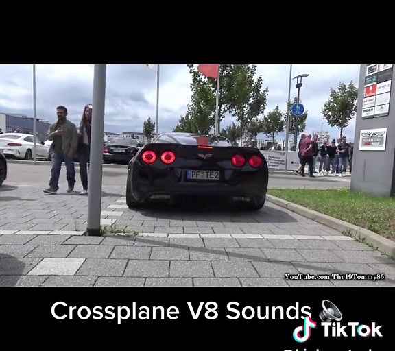 Entendiendo el motor V8: Flatplane vs Crossplane