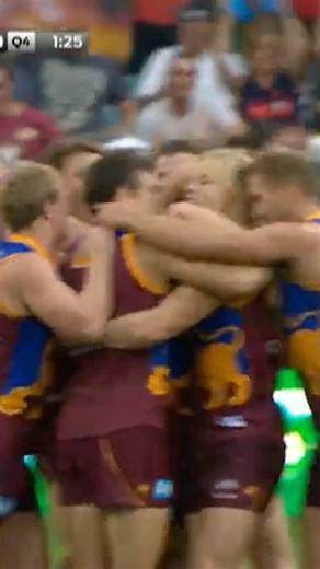 AFL on Instagram: "Throwback to 2012 and James Polkinghorne’s all-time barrel from the centre square to win the game 🚀 @brisbanelions hosts @westcoasteagles this afternoon."