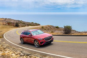 The 2022 Genesis GV70 Is Perfect for Tech Lovers