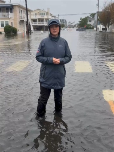 MORE RAIN ON THE WAY ☔️: Homes and cars are still submerged, with even more rain to come along the Jersey Shore as the Garden State prepares for a direct hit from the ongoing nor'easter. FOX Weather Correspondent Katie Byrne is in Ocean City, New Jersey, with the latest. #flooding #NewJersey #JerseyShore #noreaster #foxweather