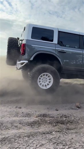 707 Performance on Instagram: "🌪️🚨 Bronco Heritage Carbonized Grey #bronco #broncos #broncoheritage #ford #fordbronco #builtfordtough #sarasotaford #707performance @methodracewheels @SarasotaFord @rigidindustries @nittotire @addoffroad @ivdsuspension"