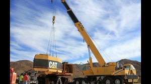 运输 CAT 5130B 挖掘机