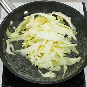 427K views · 1.6K reactions | Dip the cabbage in boiling water. The best recipe I've ever made | Ana's Recipes | Facebook