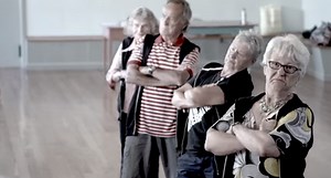 Seniors pull off epic dance routine.