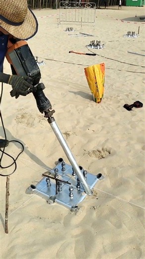 Robust Anchor Plate Installation in Soft Ground Using Inclined Anchor Rods
