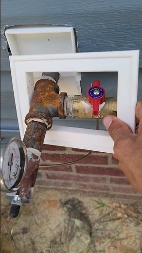 Siding installation split Mini Mount