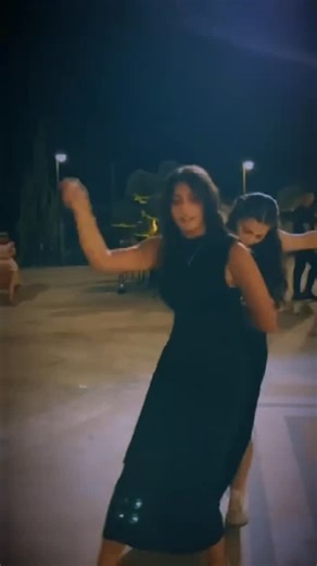 ‎بيت الدبكة _ HouseOfDabke‎ on Instagram‎: "ادبك🇱🇧🇱🇧#ترندات_الانستغرام #📸photography #ترندات_العرب #متابعه_لايك_تعليق_حتى_استمر_بالنشر #📸❤️‍🩹🥀💫✨👑_likes_comment_follow_alain_nice_pice_by_me_nice_shot_f4f_like4like_followme_follow_back____________________________________"‎