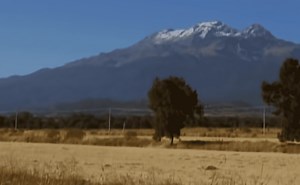 Reviven VIDEO del OVNI que se estrelló en Puebla en 1977