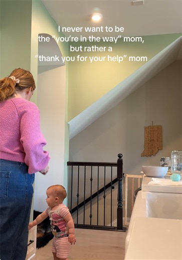 children are strong & capable of so much more than we often give them credit for 🥹🤍 3 things I’ve shifted to welcome independence: 1. Saying yes to their help. Is it always how I would do it? Of course not, but it’s their home too & I have to teach them how it’s done. Plus, sometimes they do it their way because that’s what makes sense to their developing brain. 2. Timers! If you aren’t using timers in your routine I highly recommend it. We use timers for clean up, timers to transition from on
