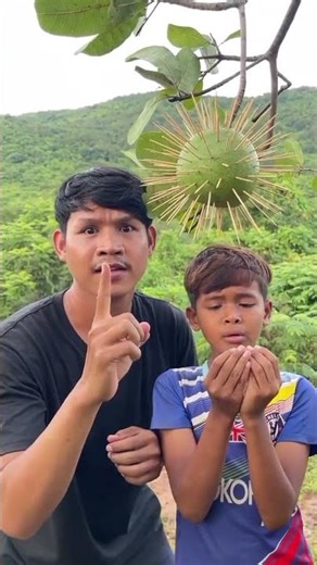 The Smart Father’s Trick That Made His Child Happy 🍎#memes #lifehacks #fypシ #viralvideo #ideas