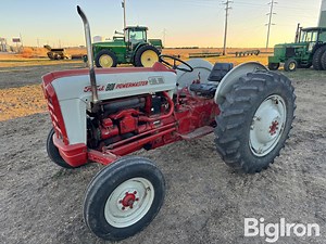 Ford 801 Powermaster Diesel 2WD Tractor | Agriculture
