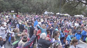 1.6K views · 22 reactions | Ring in the new year with Audubon Zoo! 拾 Zoo Year's Eve will have fun for the whole family including music, games, prizes, and a countdown to 2020! Get all the details here: bit.ly/2QOcE7O | Audubon Zoo | Facebook