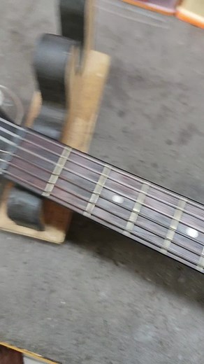 Layanan Service Gitar Akustik di Bengkel Cibitung Bekasi