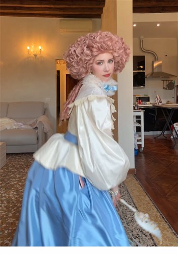 If this video comes across your feed it means you need to stand up and take a ✨dance break ✨