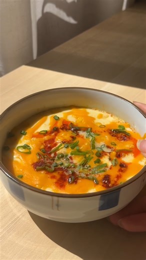 What Rice Zhang (@ricezhangg on Instagram) eats in a day to keep her protein up, with a little help fromHungryroot . 💪 Get her Hungryroot recipes: Lunch: https://www.hungryroot.com/recipes/juicy-lemon-chicken-roasted-potatoes-caesar-salad-125084/ Dinner: https://www.hungryroot.com/recipes/ribeye-steak-with-roasted-potatoes-cheesy-spinach-466909/ Cookies: https://www.hungryroot.com/products/almond-chickpea-cookie-dough-20/ | Hungryroot