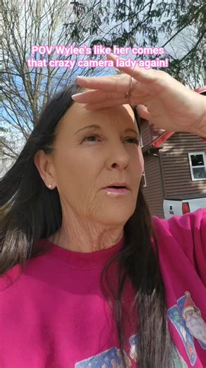 Are you that crazy camera lady too? #equestrianjourney #photography