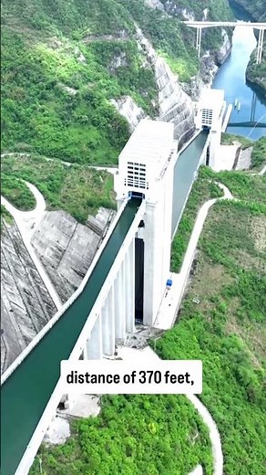 🚢 INSANE Ship Elevator at China’s Three Gorges Dam – 370ft Vertical Lift! 🌊