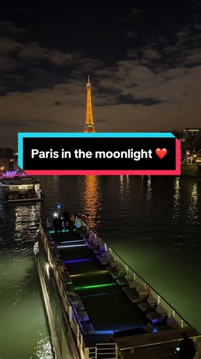 Paris in the moonlight #paris