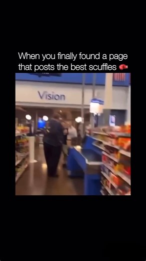 Scuffle Clips | @scuffleclips is that page👈 follow us for the best scuffles on Instagram 🥊 1997년 개봉한 영화 Titanic은 책과 로즈의 운명적인 사랑을 통해 비극 속에서도 오래 남는 감정의 깊이를... | Instagram