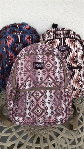 💌Found the perfect multi-pocket bag. So many cute colors to choose from🥳🥳🥳 Aztec print, large capacity-ideal for travel and daily use.🤩@Rustic Charm Bootic #montanawest #aztecprint #backpack #collegebackpack #schoolbackpack