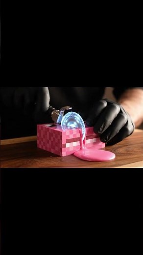 The Most Satisfying Cutting & Breaking Sounds