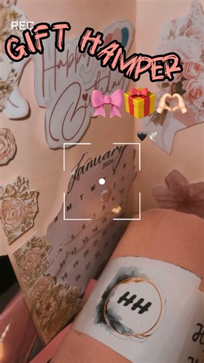 DIY Aesthetic Gift Hamper pink theme🎀🫶🏻🎁🛍️💞🌸 #￼ViralVideo #ShortVideo #DIY #Aesthetic #pink ￼