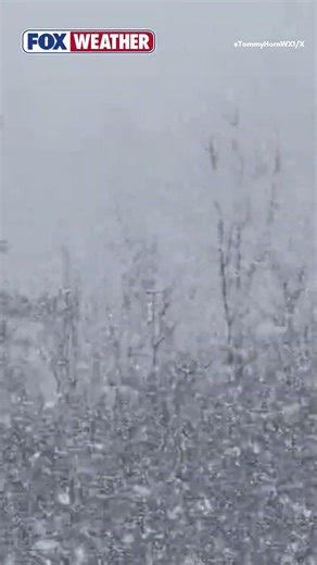 Heavy Spring Snow Showers Blanket The Great Lakes