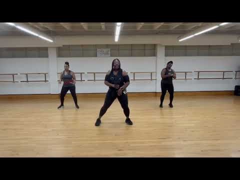 Whine & Work! 🔥 Reggaeton Dance Fitness | Rihanna 'Work' | Zumba & PoisedFit Party