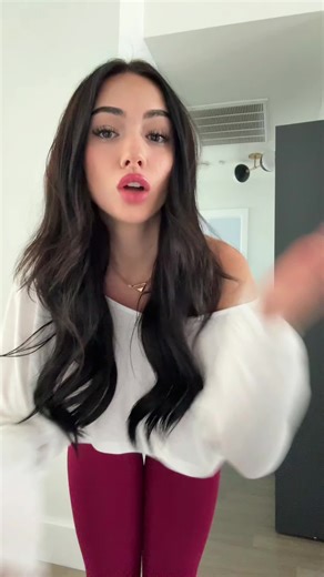 lucienlorraine (@lucienlorraine)’s videos with CANT GO BROKE X SEXYBACK MASHUP - DJ Vic