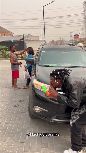 565K views · 10K reactions | Water  spray prank 藍 #reels #reelsinstagram #reelitfeelit #reelsvideo #pranks #prankvideo#explore #exploremore #explorepage #tiktok #tiktokerszone#tiktokers #tiktoker #tundeednut #instablog9ja #insta #viral#viralvideos #viralpost #viralreels #bloggers #bloogers #new#happynewmonth #yabaleftonline #reaction #dontlaugh #videoprank | Machigoldpranks | Facebook