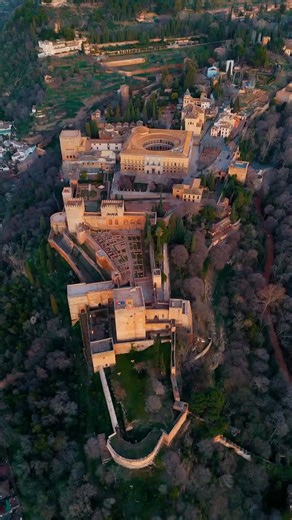 🏰The Alhambra in Granada is one of Europe’s most remarkable architectural masterpieces and a UNESCO World Heritage Site. 🌈Built during the Nasrid dynasty, it showcases the height of Islamic art and design through its intricate palaces, serene courtyards, and refined geometric details. Overlooking the city and the Sierra Nevada mountains, the Alhambra stands as a powerful symbol of Andalusia’s rich cultural and historical legacy. Source: @Musa alktaifan | Castle and Mysterious Architecture