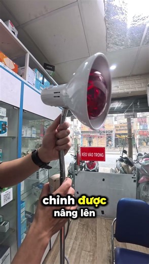 Đèn hồng ngoại trị liệu y tế TNE Việt Nam; cao 1,7m; công suất 250W. #denhongngoai #dentrilieu