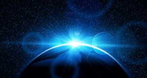 Un « puissant signal » radio dans l'espace. Des extraterrestres ? Faut-il y croire ?