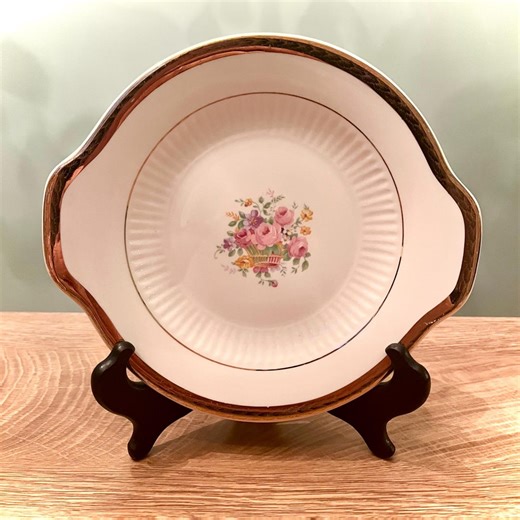 Vintage Hutch Decor • 22K Gold Trim Floral Plate With Display Stand • 8” - Etsy