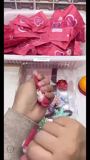 Glitter resin flower 🔥🔥 Lucky game😍😍🤩Place your order on the website:hellokikinails.com ❤️❤️#luckygame #armr #orderpacking | Hellokikinails