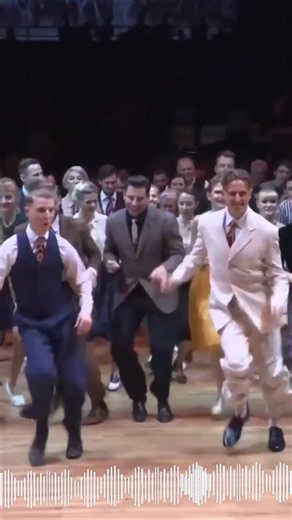 Unstoppable Vintage Swing Rhythm! #SwingDance #TwistDance #RocknRoll #DanceEnergy #VintageDance