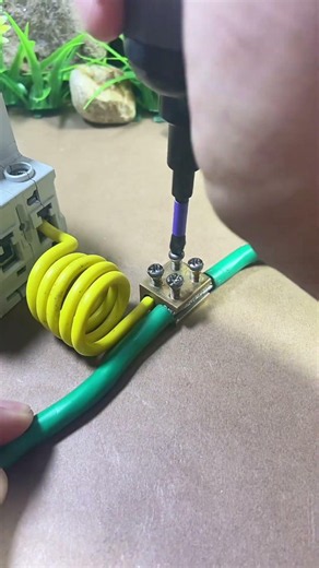 导线T型快速接线技巧 #接线技巧