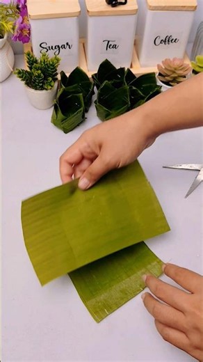 Banana Leaves Can Look This Beautiful! Steamed Brown Sugar Sponge Cake Mold #bananaleaf #containe...