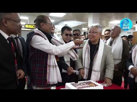 The Hon’ble Chief Minister Shri Yumnam Khemchand today launched SpiceJet’s new flight