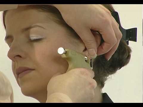 Caflon Gold - Ear Piercing System- Distributed by Nazih Group مجموعة نزيه | Nazih Cosmetics