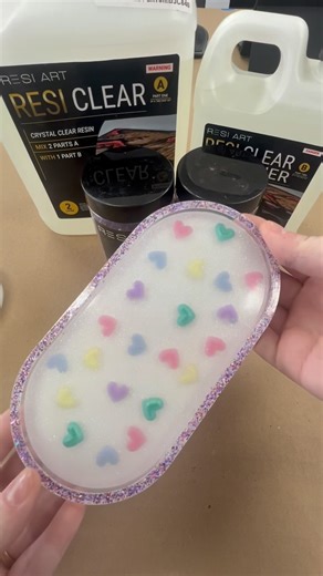37K reactions · 518 shares | Make an epoxy resin trinket tray with me. #resinart #resiart #diyideas | Resi Art | Facebook
